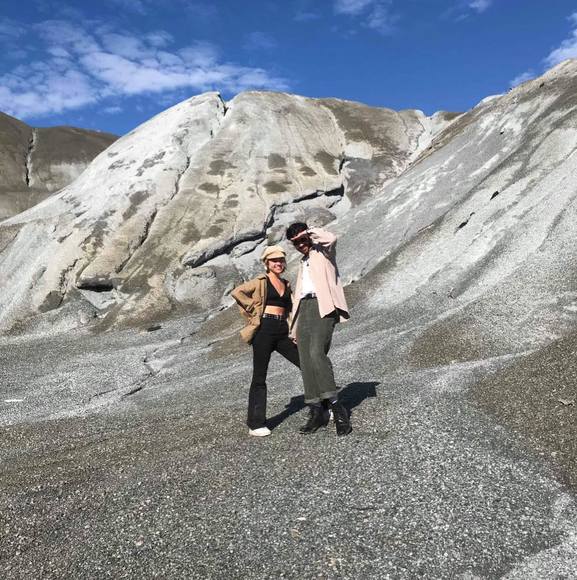 Meet your Posher, Ems - Picture 1 of 1